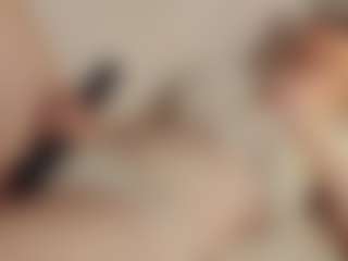 Live cam show with LupeRuthenberg - Blue Eyes on Milfs Live