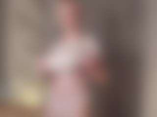 Live cam show with LupeRuthenberg - Body Massage on Camsoda