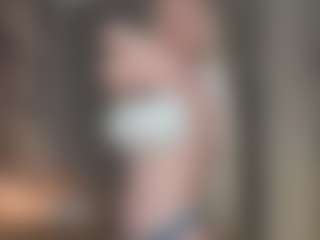 Live cam show with LupeRuthenberg - Facial Piercings on CamClone