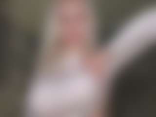 Live cam show with LupeRuthenberg - Blonde Hair on Camsoda Late Night