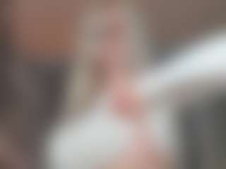 Live cam show with LupeRuthenberg - Blowjob on Camsoda