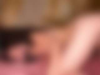 Live cam show with MissLaderer - Smoking on Milfs Live