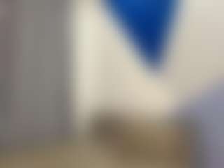 Live cam show with MissLaderer - Brown Hair on AdultVida.com