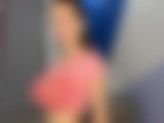 Live cam show with MissLaderer - Skinny on AdultVida.com