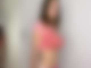 Live cam show with MissLaderer - Dirty on Latina Girls
