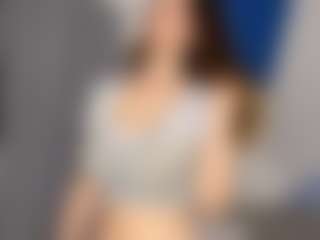 Live-camshow met MissLaderer - Threesome op Camsoda