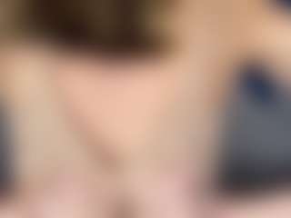 MissLaderer's Live Sex Cam Show