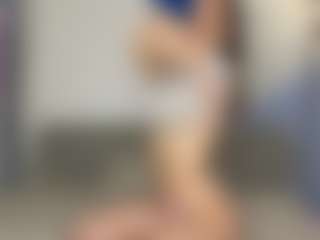 MissLaderer's Live Sex Cam Show