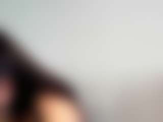 Live-camshow met NidaWeser - Average op Camsoda