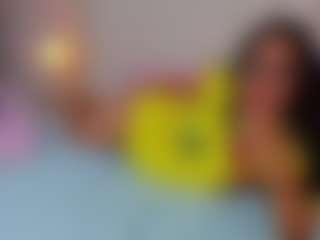 Live cam show with NiicolSanders - Ass Clapping on Free Soda