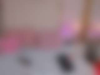 Live cam show with NiicolSanders - Nipple Piercings on pussylord.com