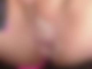 queensquirtluna's Live Sex Cam Show