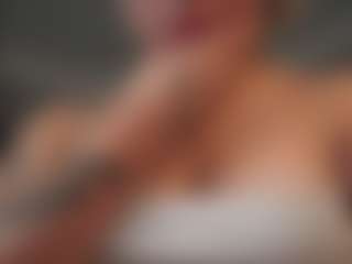 Live cam show with SophiaCorrales - Double Penetration on studioflirtlive.com