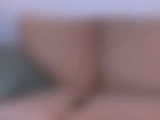 Live cam show with agata-haris - Belly on Camsoda