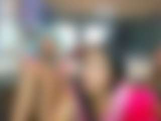 Live cam show with almamia68 - Nature on Ass Tok