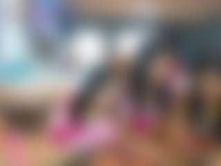 almamia68's Live Sex Cam Show