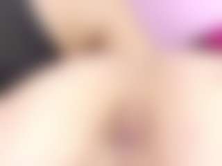 almamia68's Live Sex Cam Show
