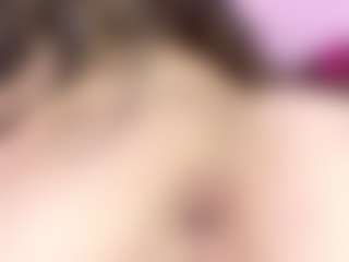 almamia68's Live Sex Cam Show