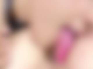 almamia68's Live Sex Cam Show