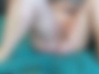 Live cam show with Aurora_Kage - Blue Eyes on Fling VIP Chat