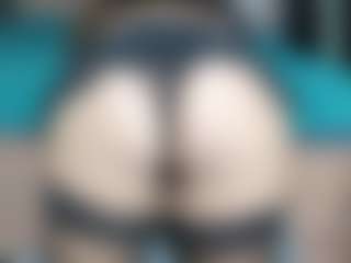 Live cam show with Aurora_Kage - Upskirt on Camsoda