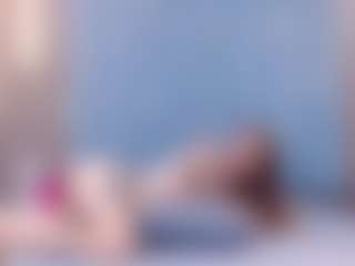 Live cam show with BarbyJoness - Eating Pussy on Camming Site