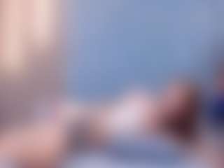 Live cam show with BarbyJoness - Deepthroat on liverealitysex.com