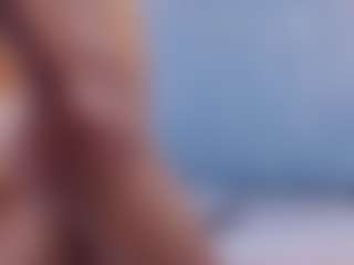 Live cam show with BarbyJoness - Skinny on Camsoda