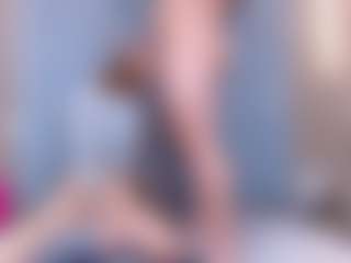 Live cam show with BarbyJoness - Eating Pussy on Camsoda