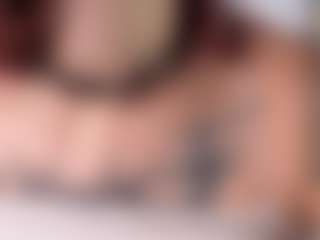 Live cam show with Cruela-Bena - Green Eyes on Camiplay Live