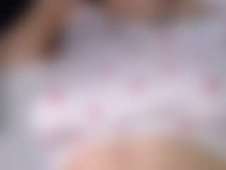 Live cam show with Cruela-Bena - Ass Clapping on Camsoda