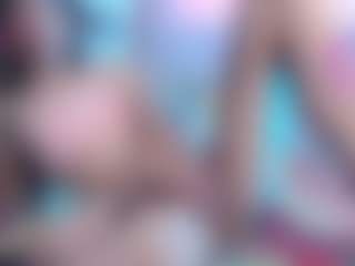 emmamoorex's Live Sex Cam Show
