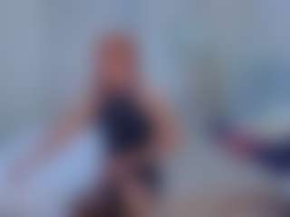 Joyce-Foster1 MILF webcam performer live streaming