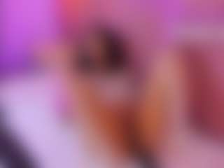 Live cam show with KatheCool - MILF on live18s.com