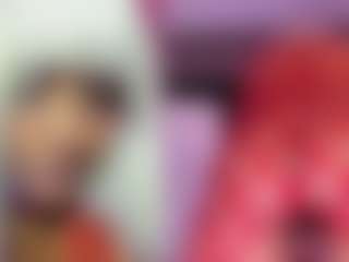 Live cam show with KatheCool - Skinny on Camming Site