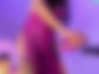 Live cam show with KatheCool - Public Black on Milfs Live