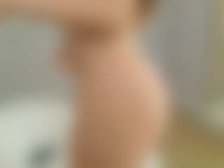 Live cam show with LexiOtto - Cum Lovense on StripNow