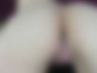 Lia-Nikol's Live Sex Cam Show