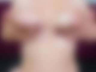 Live cam show with Lia-Nikol - Body Massage on Camsoda