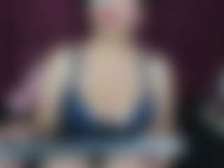 Lia-Nikol's Live Sex Cam Show