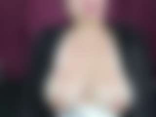 Lia-Nikol's Live Sex Cam Show