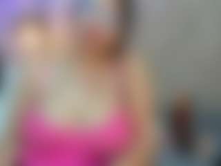 Live cam show with Lia-Nikol - Twerking on AdultVida.com