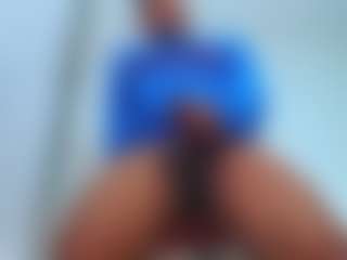 LuigiLuxs's Live Sex Cam Show
