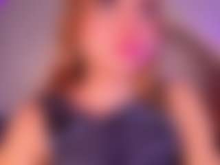 Live cam show with MiiaStonnee - Cute on studioflirtlive.com