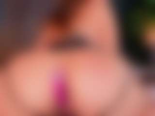 MiiaStonnee's Live Sex Cam Show