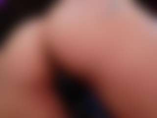 MiiaStonnee's Live Sex Cam Show