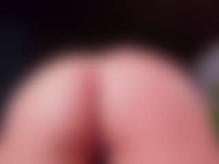Live cam show with MiiaStonnee - Joi on Milfs Live