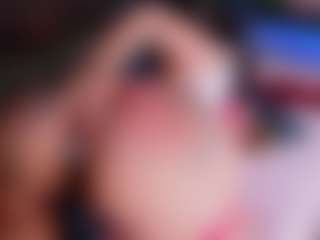 MiiaStonnee's Live Sex Cam Show