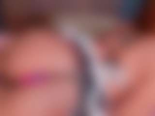 MiiaStonnee's Live Sex Cam Show