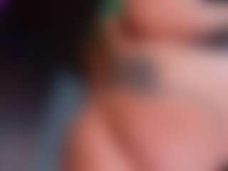 MiiaStonnee's Live Sex Cam Show